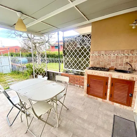 La Casa Dei Sassi House * جيارديني ناكسوس