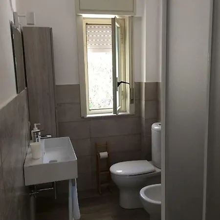 La Casa Dei Sassi House * جيارديني ناكسوس